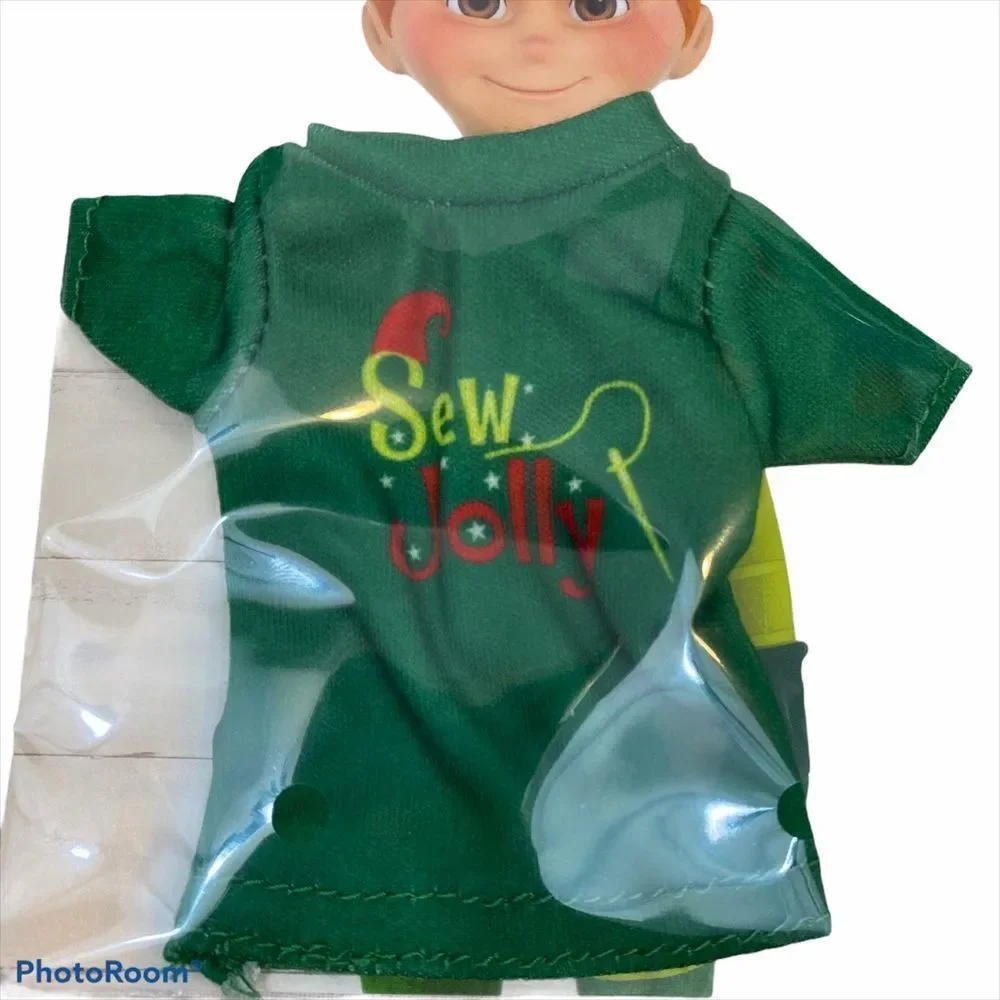 BNWT Kids Santa Mask‎ and Elf on The Shelf Shirt
